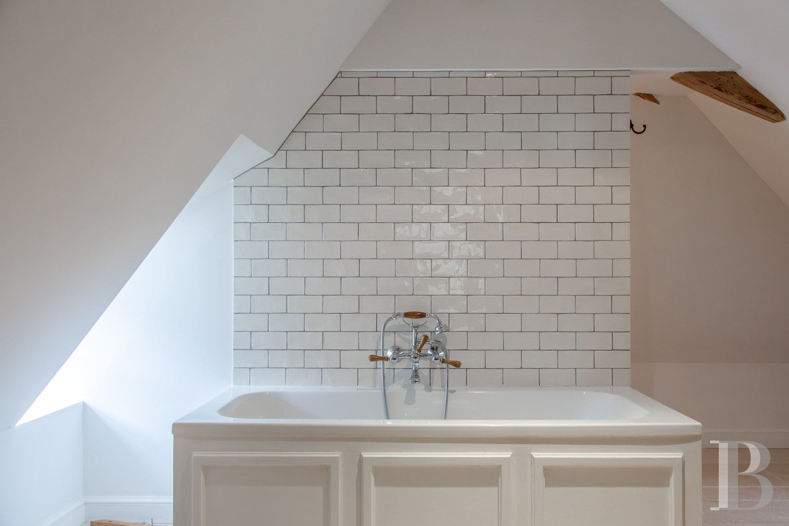 En Anjou, à l’ouest de Saumur,  un ancien presbytère du 18e siècle en bord de Loire pour de calmes séjours - photo  n°48